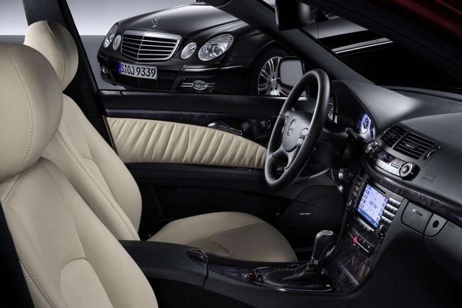  Mercedes-Benz E-Class 2007 года  (фото 36 из 80)